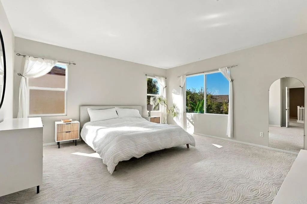 https://cdn.realtyfeed.com/cdn/127/307098484/fa3618af09a95e01f9e305c694d99bb4.webp