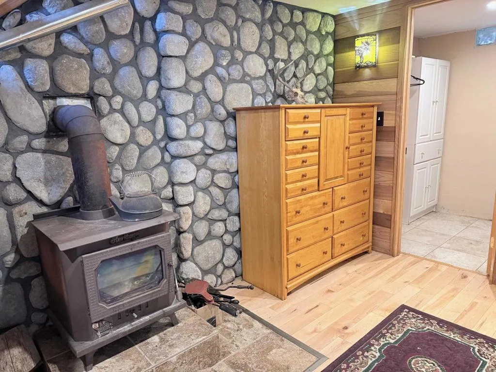 https://cdn.realtyfeed.com/cdn/127/307098491/226ee51d6d71a36677d22d30c824aa74.webp