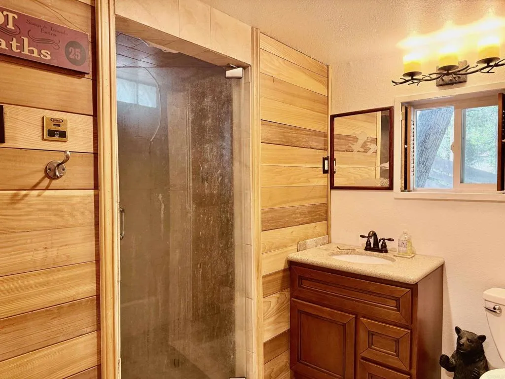 https://cdn.realtyfeed.com/cdn/127/307098491/b95735977adc40dc97f0a54586edf914.webp