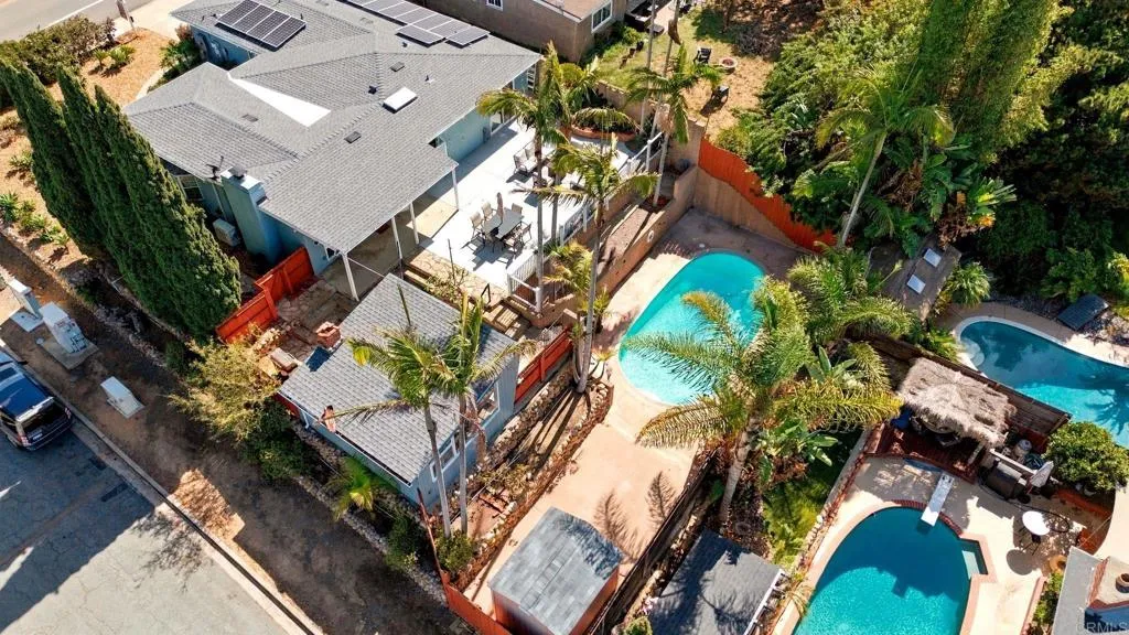 2570 Burgener Boulevard, San Diego, CA 92110 2570 Burgener Boulevard, San Diego, CA 92110