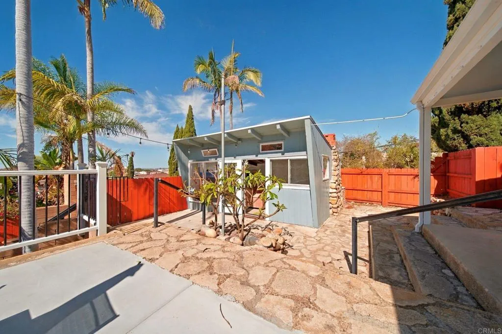 2570 Burgener Boulevard, San Diego, CA 92110 2570 Burgener Boulevard, San Diego, CA 92110