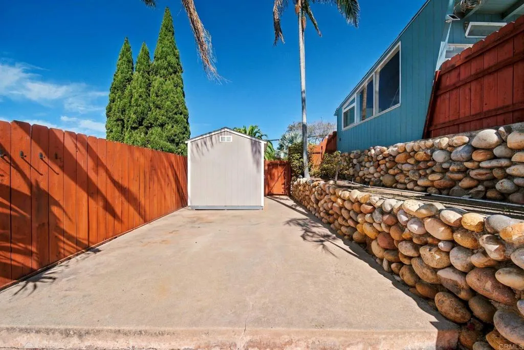 2570 Burgener Boulevard, San Diego, CA 92110 2570 Burgener Boulevard, San Diego, CA 92110