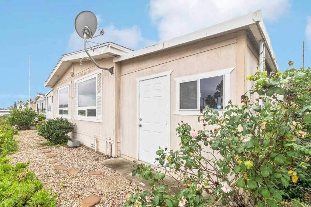 1219 E Barham Drive Unit Spc 166, San Marcos, CA 92078 - Photo 5 of 54, San Marcos, CA