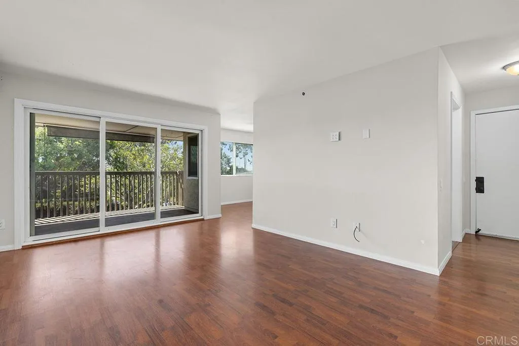 https://cdn.realtyfeed.com/cdn/127/307098585/1ad8e17c43f26c400c5296d667eaba1b.webp