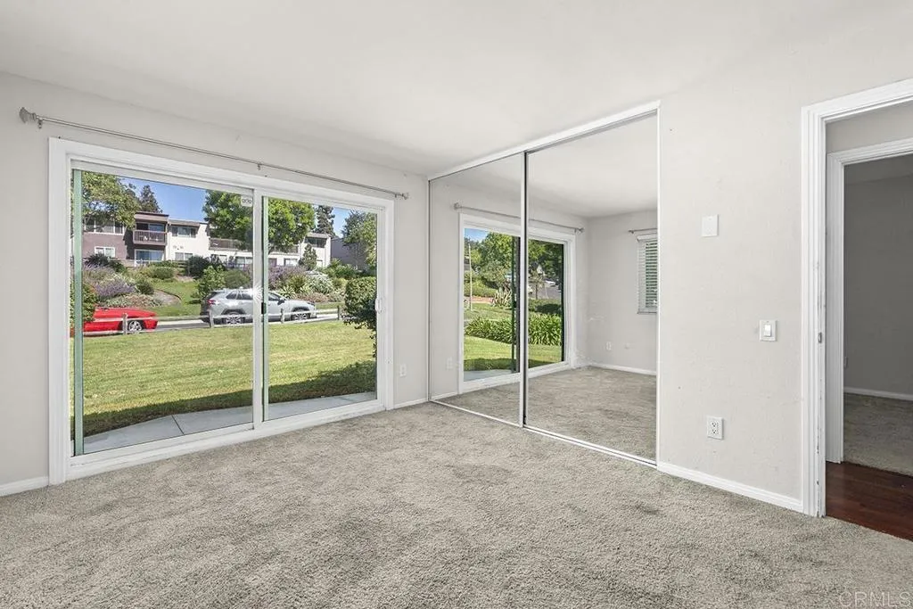 https://cdn.realtyfeed.com/cdn/127/307098585/296cea07925fa6b0e3391fff613fb1eb.webp