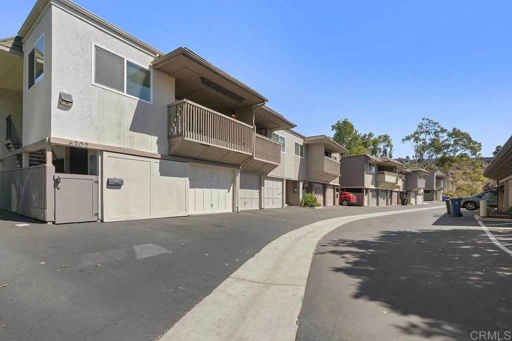 https://cdn.realtyfeed.com/cdn/127/307098585/68131f8048d0a7a9296a6dc0d09af9f0.webp
