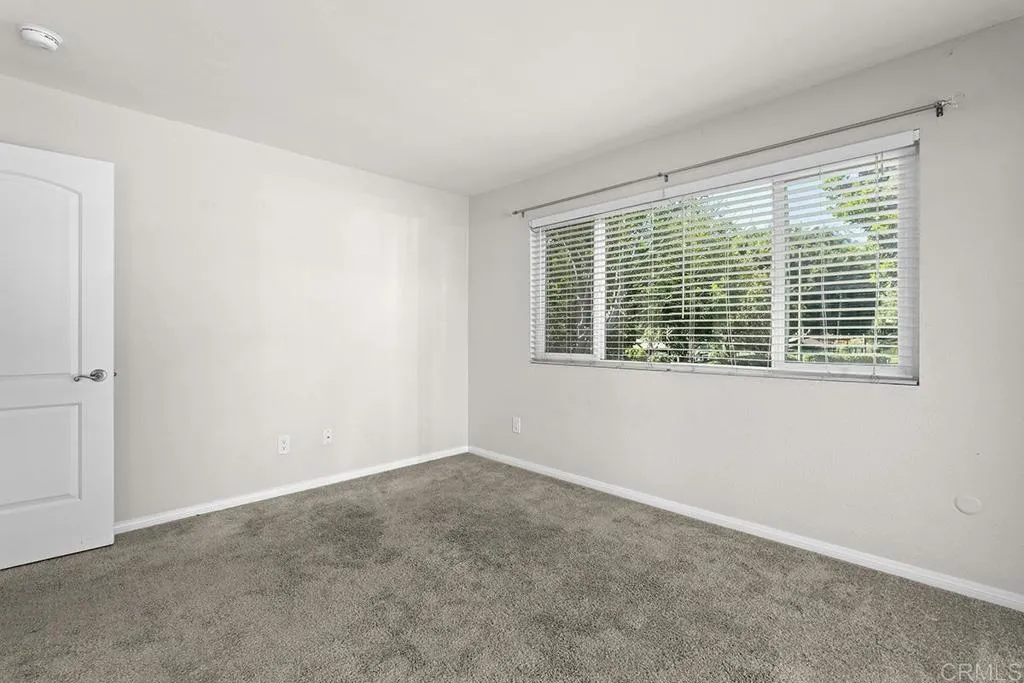 https://cdn.realtyfeed.com/cdn/127/307098585/7f4756d81e7871ec18ad2dd182ae846b.webp