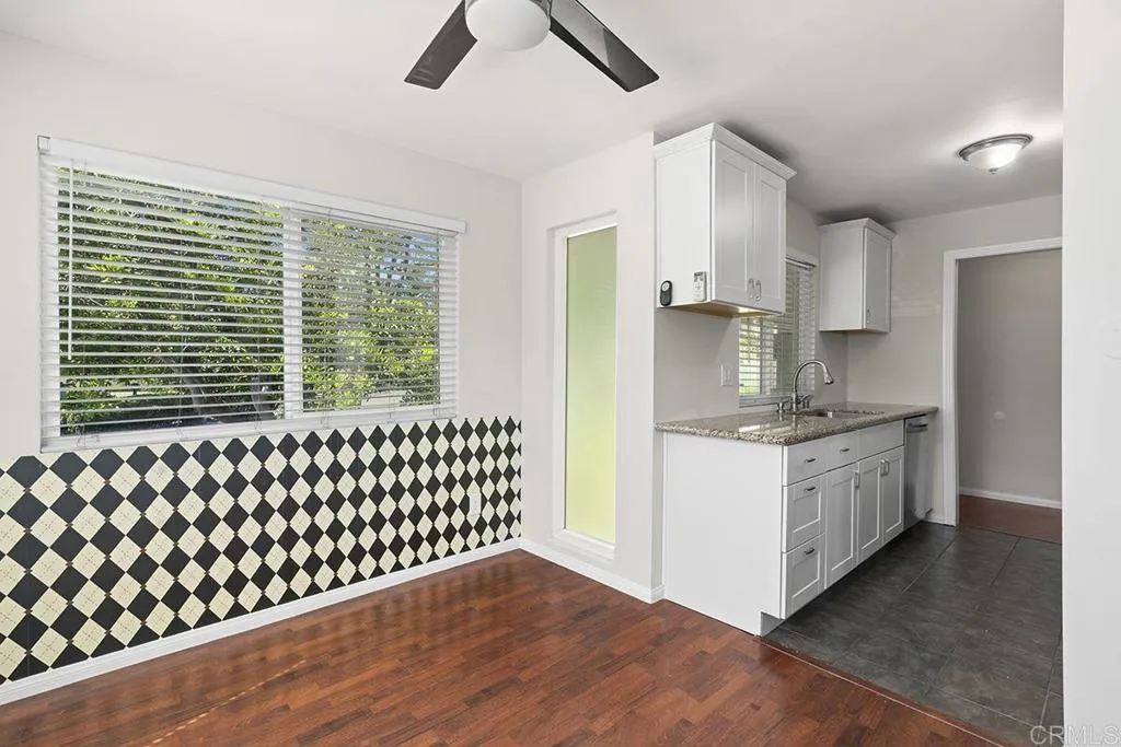 https://cdn.realtyfeed.com/cdn/127/307098585/83892307e621f07afff67c6d2fe62238.webp