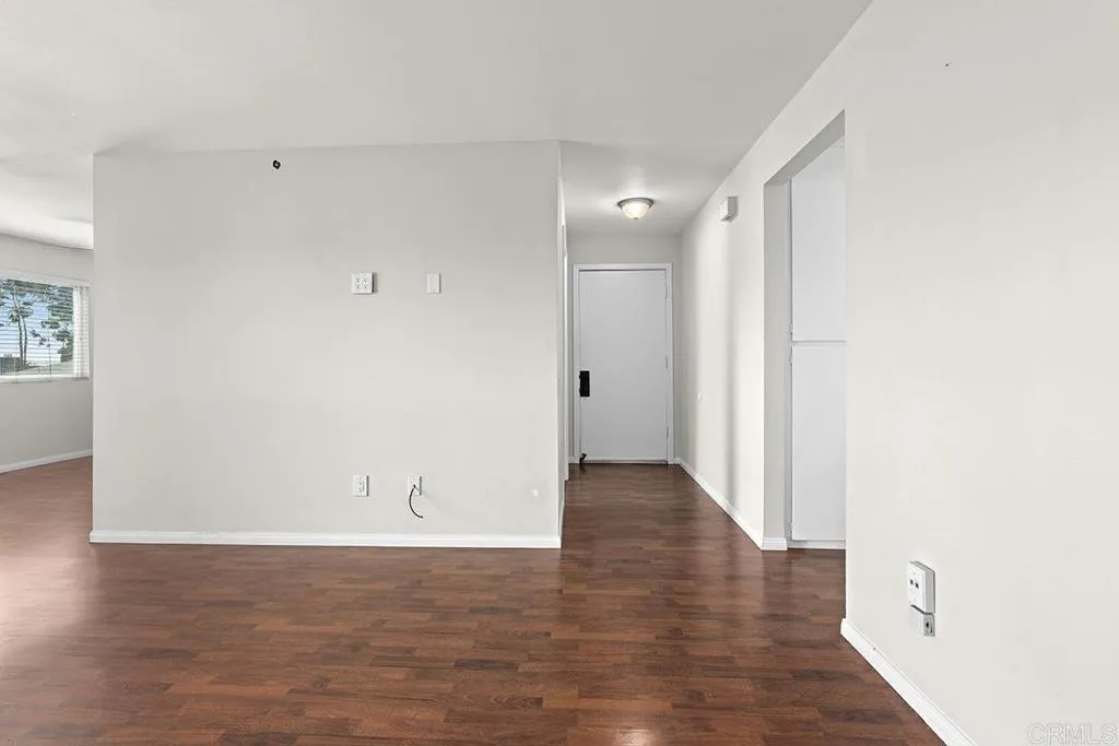 https://cdn.realtyfeed.com/cdn/127/307098585/8ca28f988ab5a3ccc17f4a3a64d53a06.webp