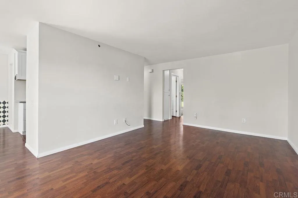 https://cdn.realtyfeed.com/cdn/127/307098585/c9ee5849dcd3744e39b963112d07a5f8.webp