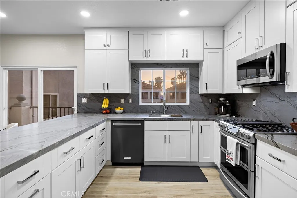 https://cdn.realtyfeed.com/cdn/127/307098593/cba8ca03276ea12507ee2245887bbac8.webp