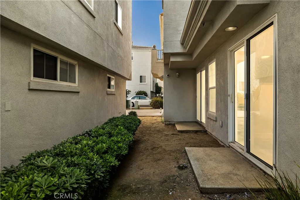 https://cdn.realtyfeed.com/cdn/127/307098593/dee668ae45ea42eed50177222cd895af.webp