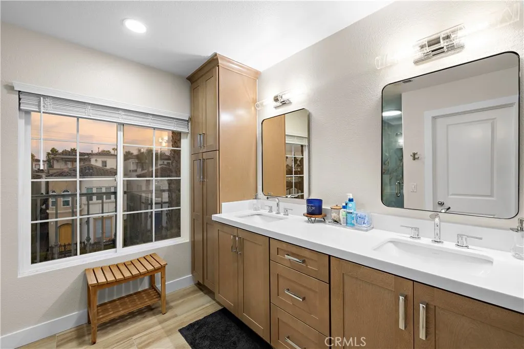 https://cdn.realtyfeed.com/cdn/127/307098593/f523f3d408b47d0b05458bd8b0e035cd.webp