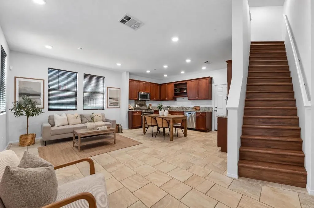 2834 Athens Road Unit 1, Chula Vista, CA 91915 - Photo 4 of 70, Chula Vista, CA