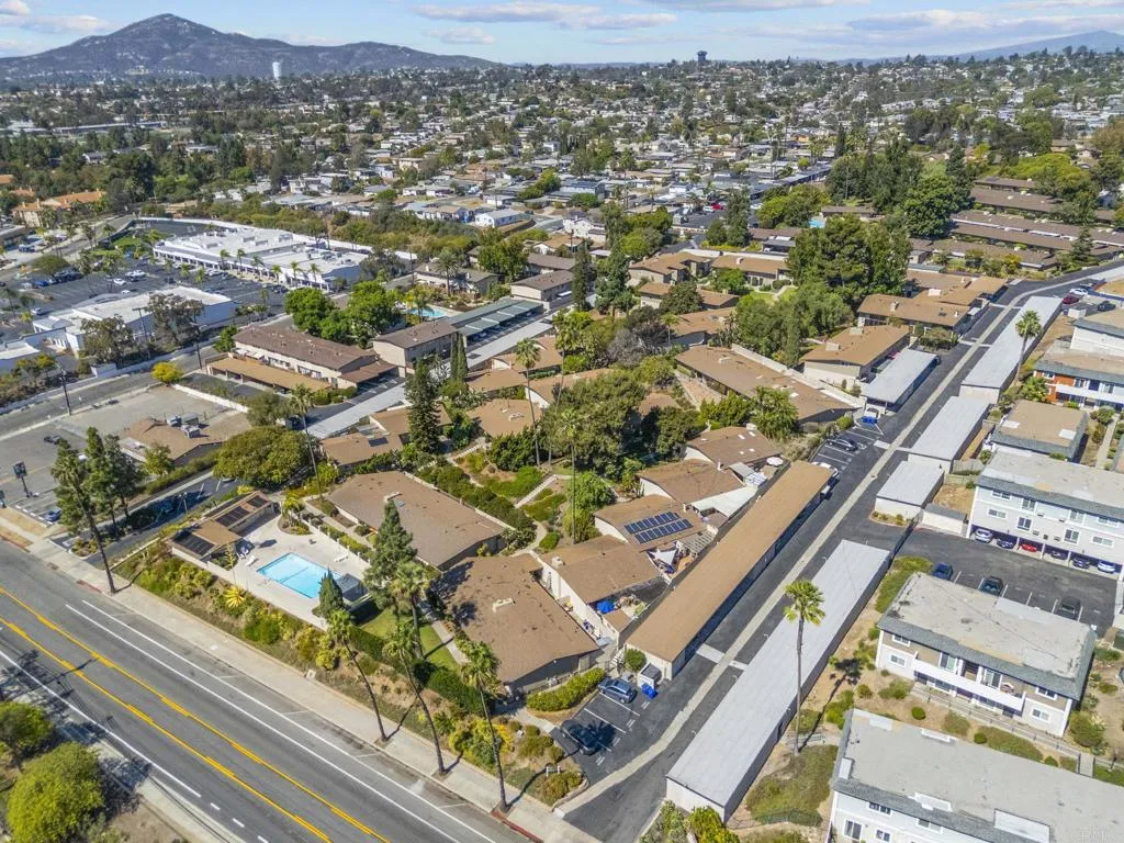 https://cdn.realtyfeed.com/cdn/127/307098749/3dbd5ba2f19d6e0b19a9025b51e23eb2.webp