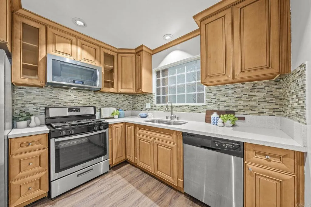 https://cdn.realtyfeed.com/cdn/127/307098749/f2002b641a4aad016f9bb85ca56a8380.webp