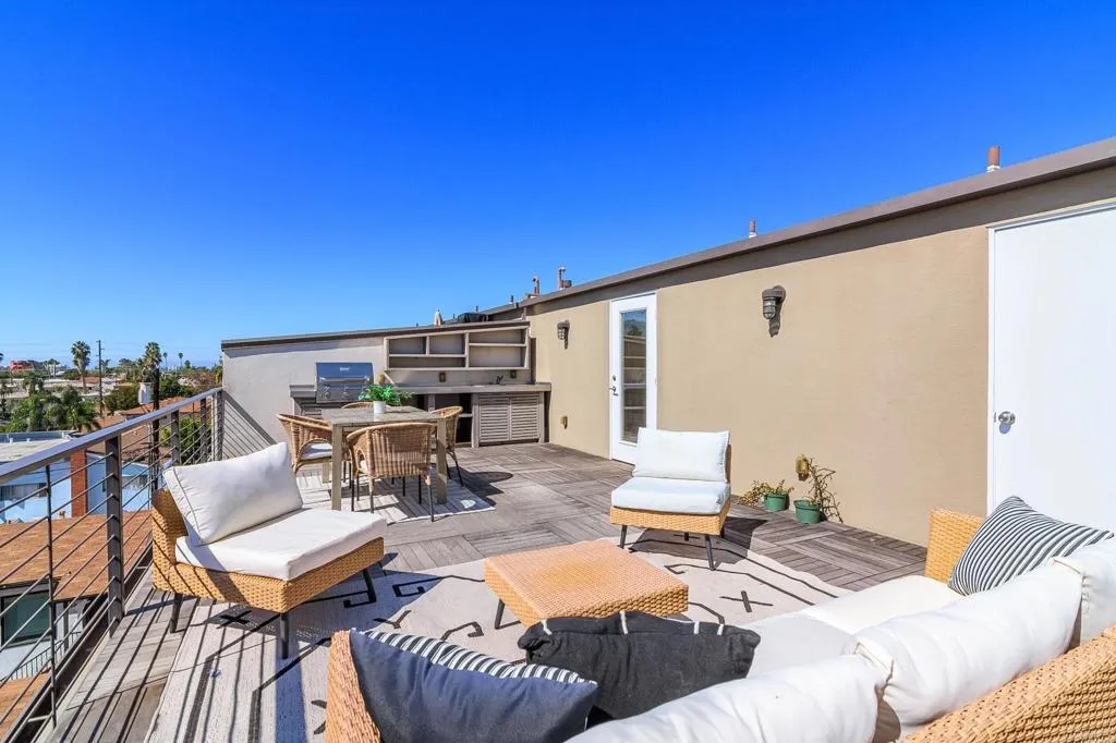 https://cdn.realtyfeed.com/cdn/127/307098855/8fd68d555b2f1d363485236f25684273.webp