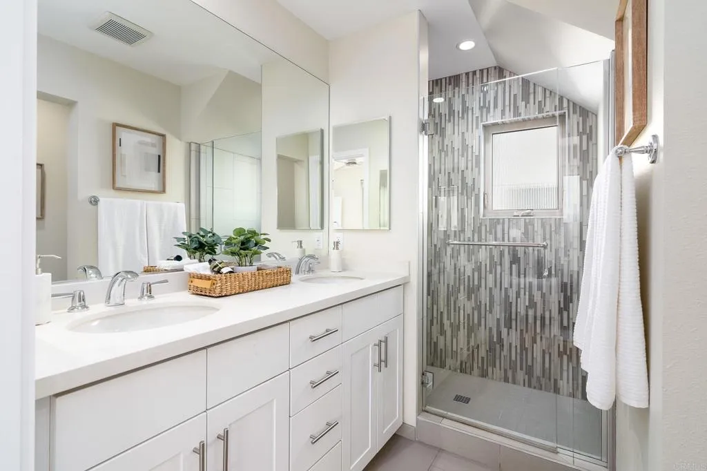 https://cdn.realtyfeed.com/cdn/127/307098855/c8090008d4320700d0a2f07bf254f73f.webp