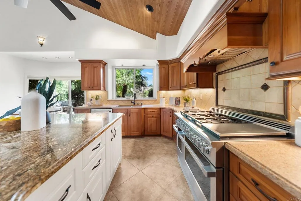 https://cdn.realtyfeed.com/cdn/127/307099195/1e683e586676503f64f466cb4ea1e652.webp