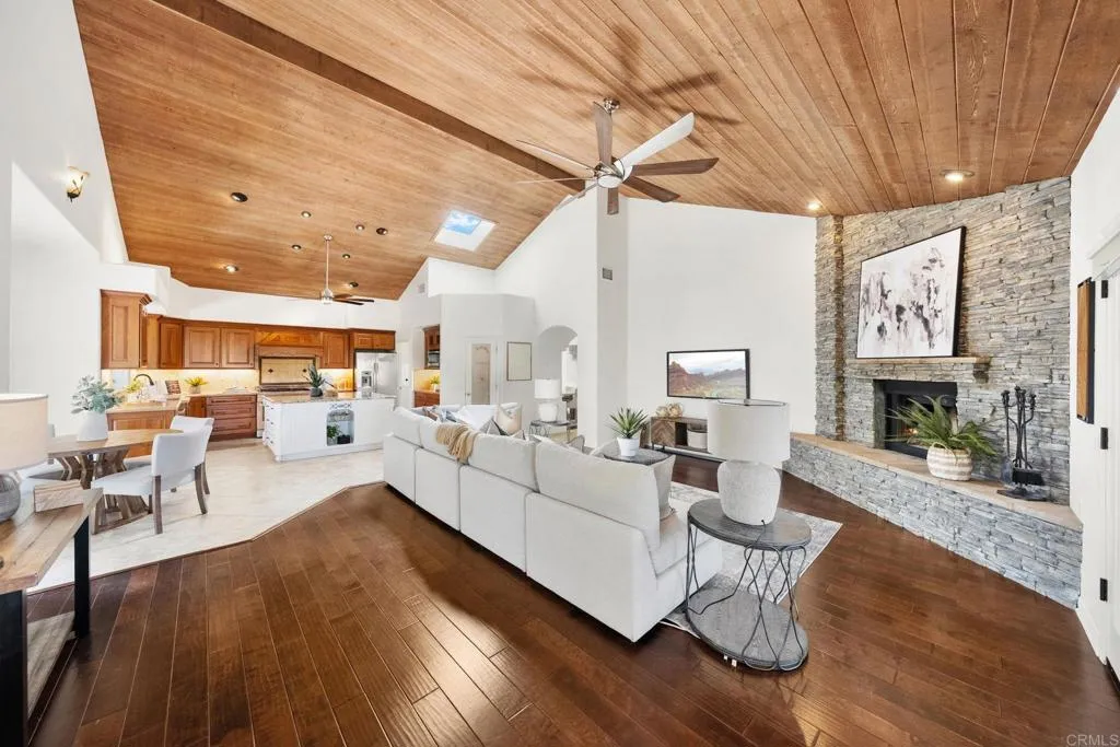 https://cdn.realtyfeed.com/cdn/127/307099195/53d5a215bf62c9c8a26851f0070fbaee.webp