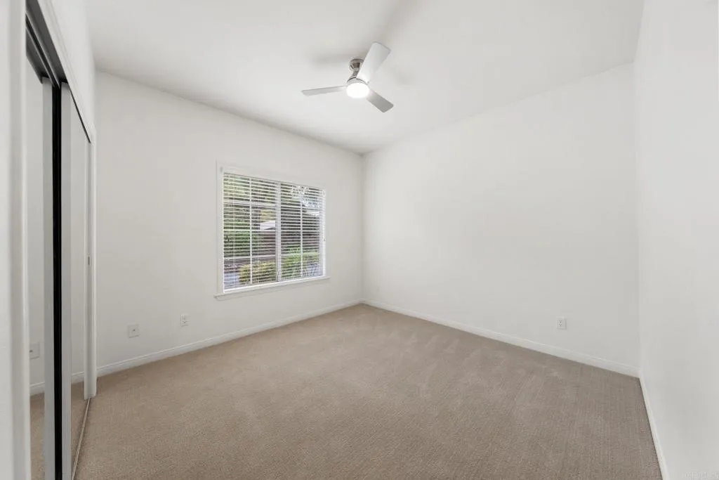 https://cdn.realtyfeed.com/cdn/127/307099195/7ac6dc175c9a39add51c0b318564d56e.webp