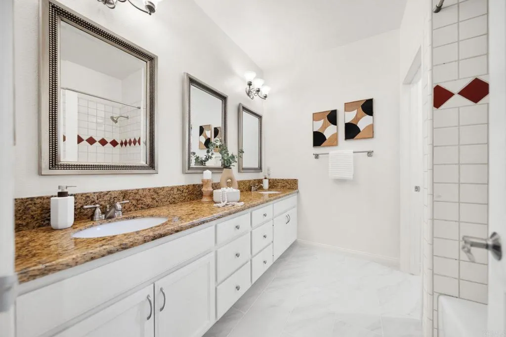 https://cdn.realtyfeed.com/cdn/127/307099195/8623d4aa20420a229aa1f6c2c8525026.webp