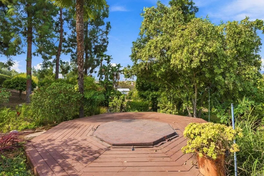 https://cdn.realtyfeed.com/cdn/127/307099195/8f59b383397ba3dc205e607eedf7ceda.webp