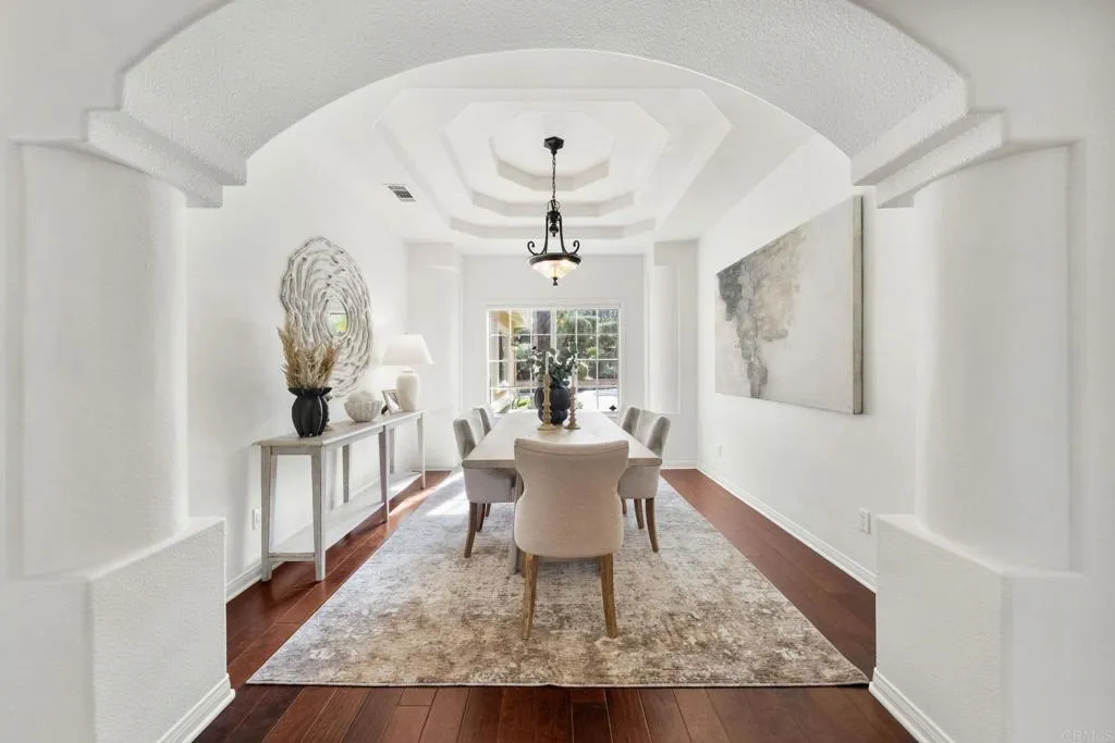 https://cdn.realtyfeed.com/cdn/127/307099195/9007883e310ac9eae13c81943f7aece7.webp