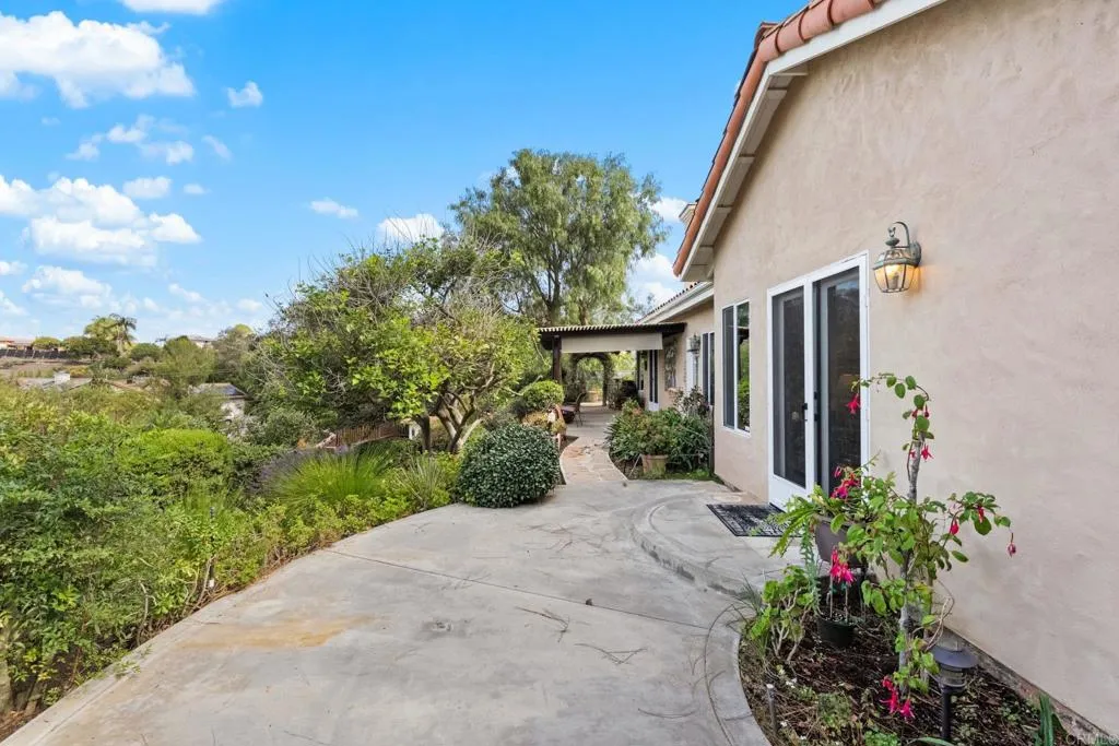 https://cdn.realtyfeed.com/cdn/127/307099195/cebdce85bec3c95d5c4cdc8dfc840b6d.webp
