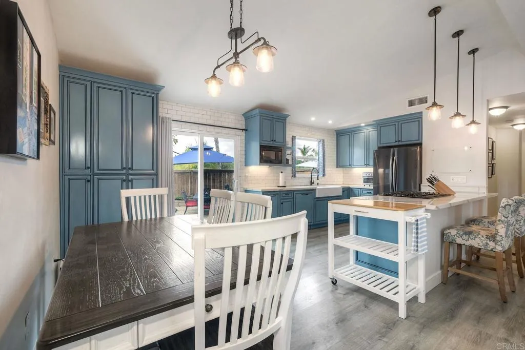https://cdn.realtyfeed.com/cdn/127/307099252/0754c4c608d491c35b0288635bcef681.webp