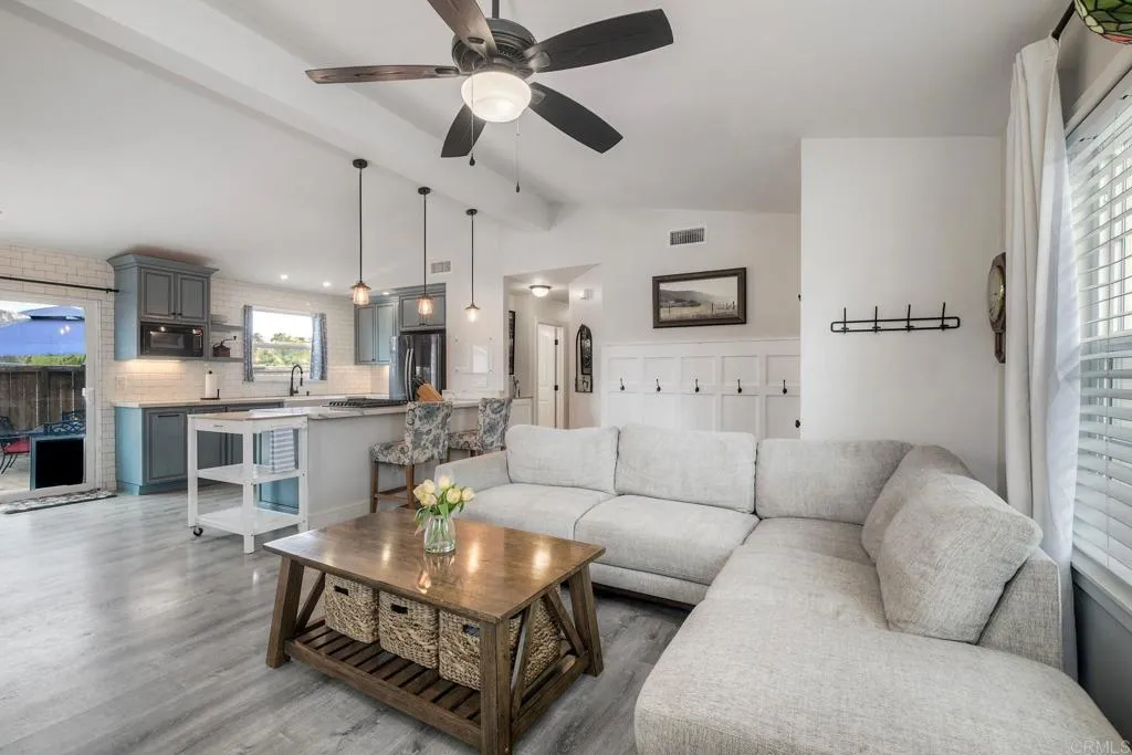 https://cdn.realtyfeed.com/cdn/127/307099252/077403e9e03f3fcacad0d3ef5814f140.webp