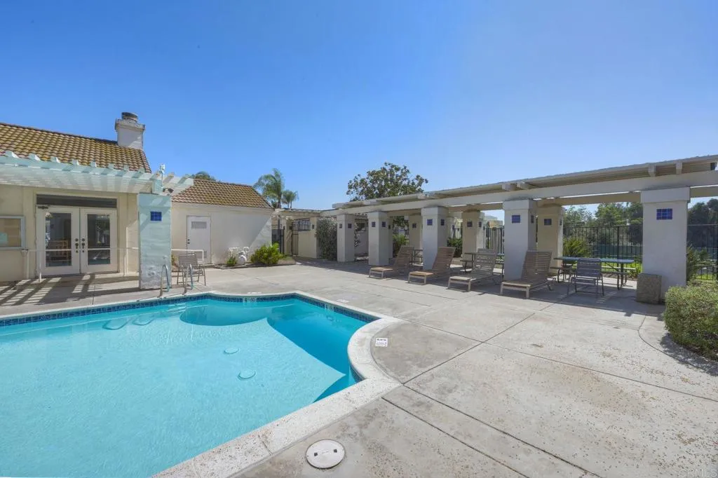 https://cdn.realtyfeed.com/cdn/127/307099252/70a840ac6244be228914b60febd87046.webp