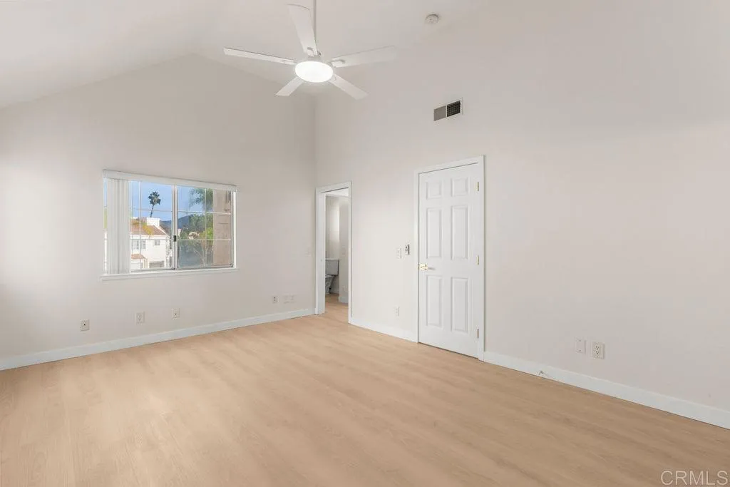 https://cdn.realtyfeed.com/cdn/127/307099279/39c290c37dfff0e79687360292c6135e.webp