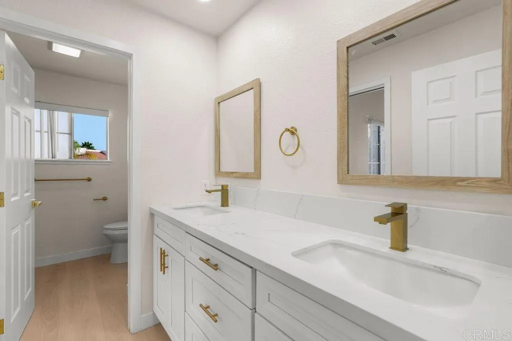 https://cdn.realtyfeed.com/cdn/127/307099279/6c76661e3577e4acf974c2a0841ff020.webp