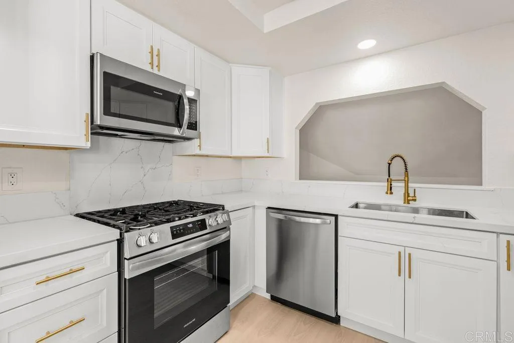 12074 Calle De Leon Unit 52, El Cajon, CA 92019 - Main photo, El Cajon, CA