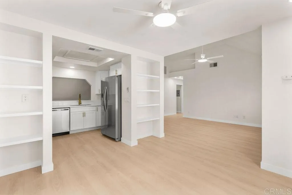 https://cdn.realtyfeed.com/cdn/127/307099279/d762bfe67915ab914a0ee97d60660f05.webp