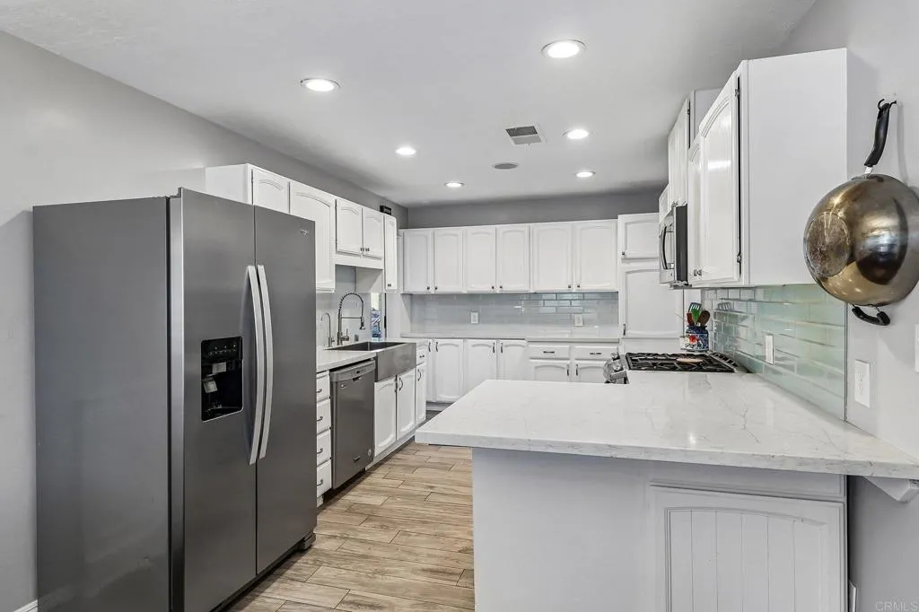 9535 Lakeview Drive, La Mesa, CA 91942 - Photo 4 of 24, La Mesa, CA