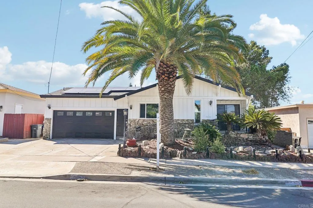 9535 Lakeview Drive, La Mesa, CA 91942 - Main photo, La Mesa, CA