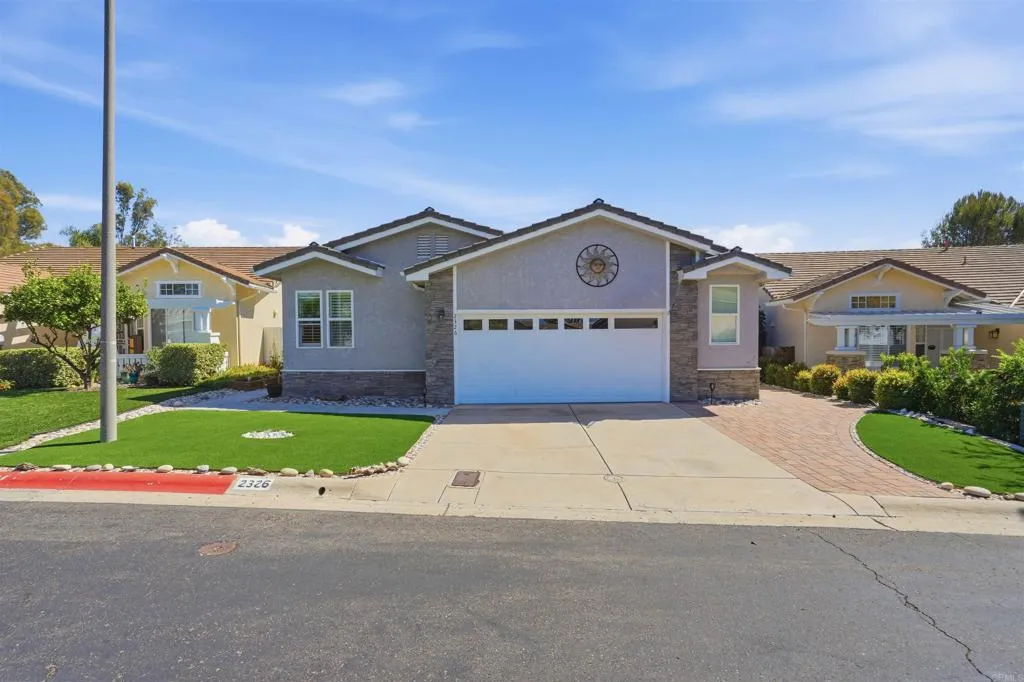 2326 Azure Lane, Vista, CA 92081 - Photo 2 of 30, Vista, CA