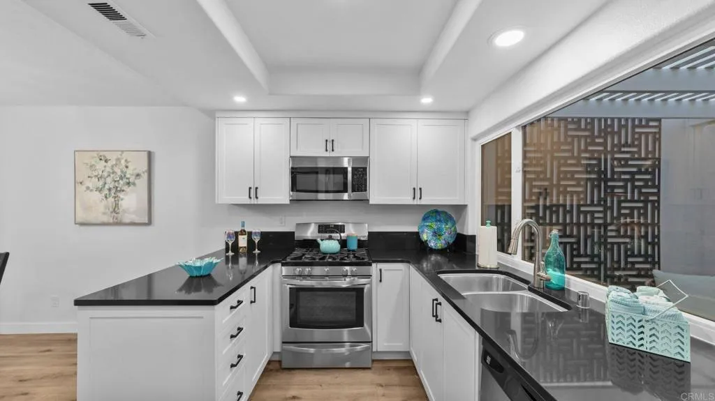 https://cdn.realtyfeed.com/cdn/127/307099524/109a49f0d8c983a65610ea03f78c80ad.webp