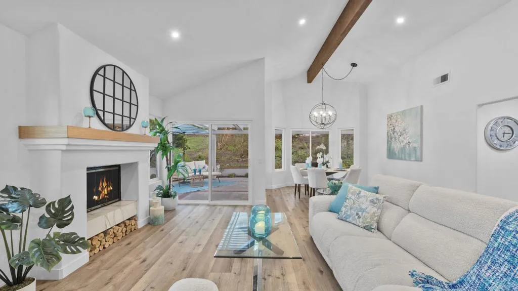 https://cdn.realtyfeed.com/cdn/127/307099524/18da6491829239c277ec70ffcfee98a3.webp