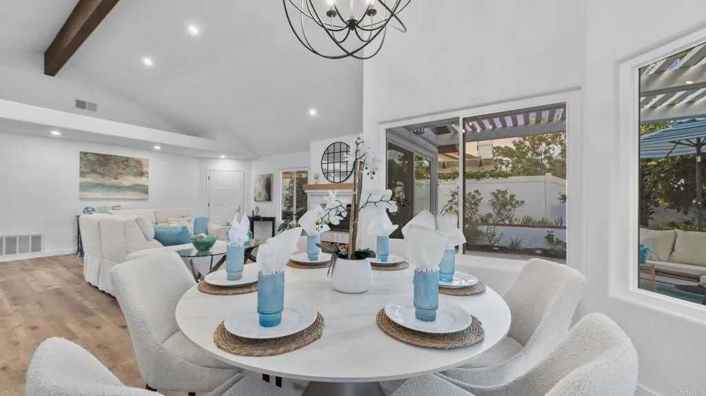 https://cdn.realtyfeed.com/cdn/127/307099524/aa2634ec0cf181136cc01dade4a98e1e.webp