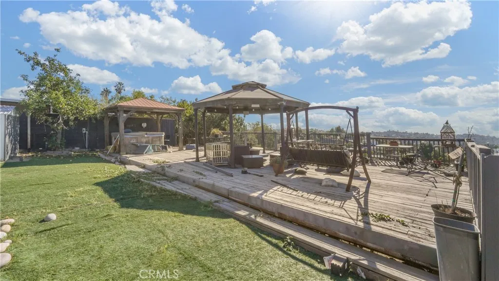 https://cdn.realtyfeed.com/cdn/127/307099586/e63d2733158ff1eb9ac8591cbb68c3c7.webp
