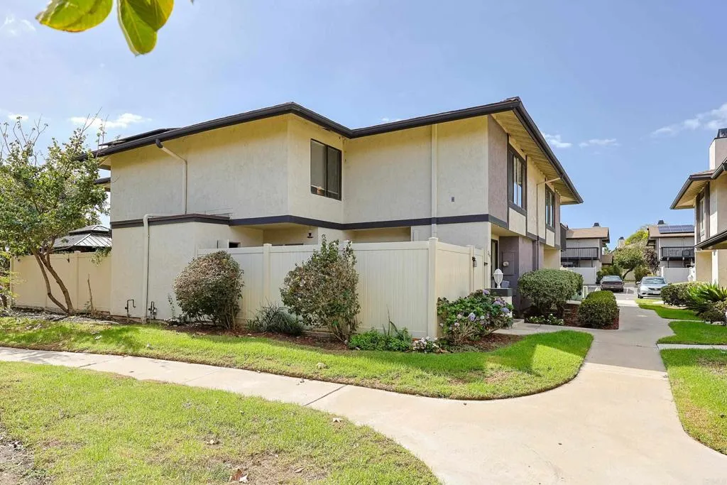 266 Rancho Drive Unit D, Chula Vista, CA 91911 - Photo 3 of 21, Chula Vista, CA