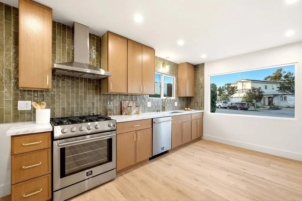 4592 Contour Blvd, San Diego, CA 92115 - Photo 4 of 31, San Diego, CA