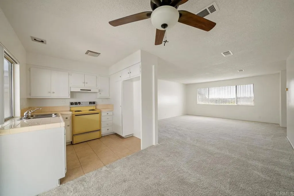 3875 Vista Campana South Unit 10, Oceanside, CA 92057 - Photo 5 of 23, Oceanside, CA