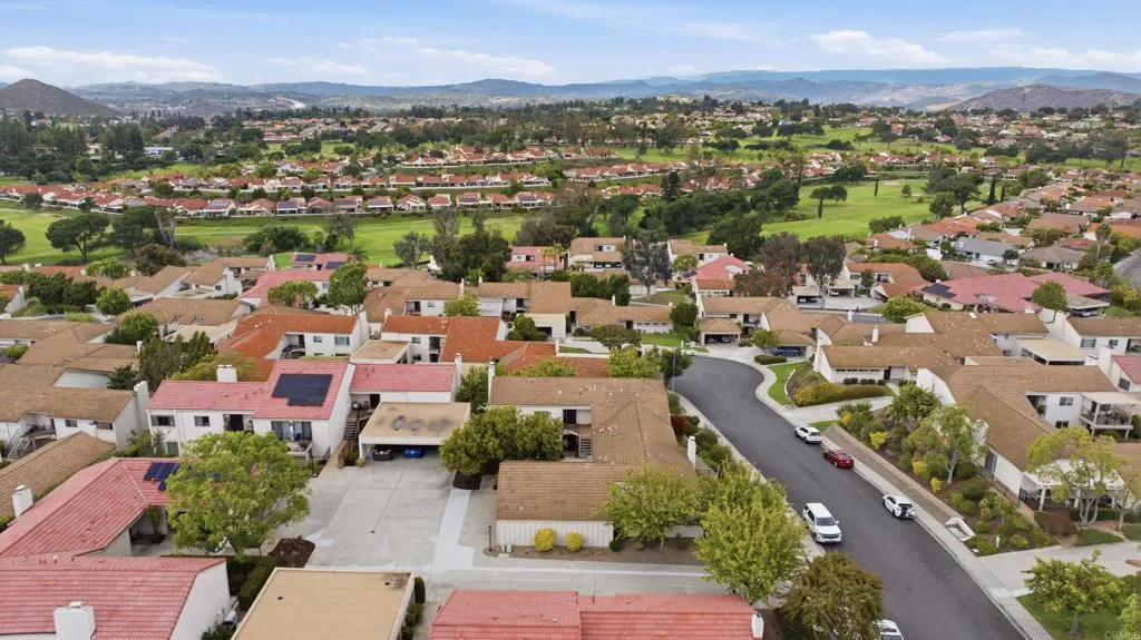 17458 Plaza Animado Unit 127, Rancho Bernardo (San Diego), CA 92128 - Photo 3 of 11, Rancho Bernardo (san Diego), CA