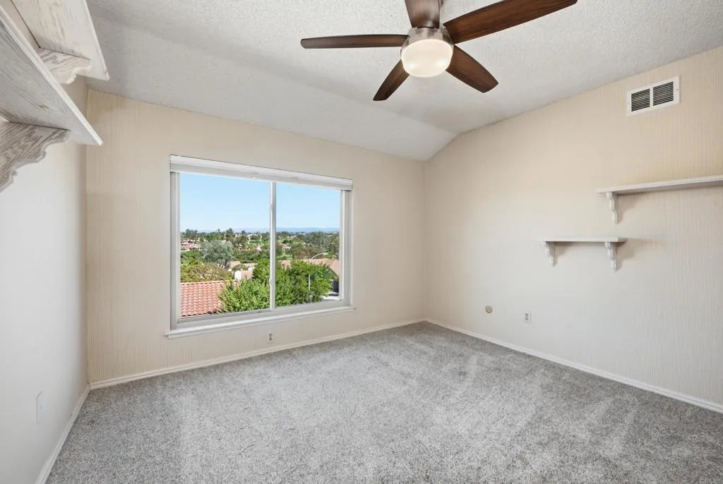 https://cdn.realtyfeed.com/cdn/127/307099985/e6194f1f9281cdaae0c27f5ec3a2a269.webp