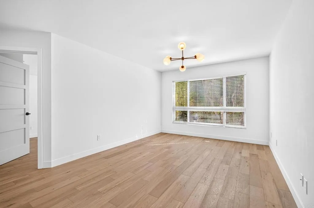 https://cdn.realtyfeed.com/cdn/127/307100185/56698b5dcc6a123049da5139808d1e9a.webp