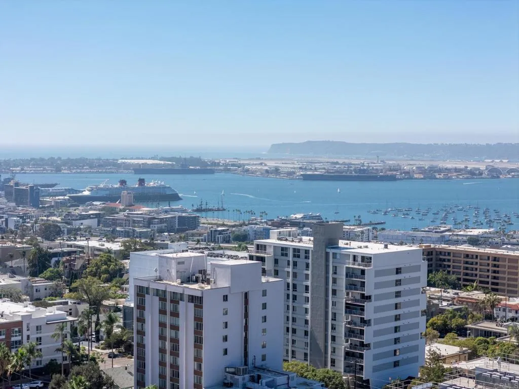https://cdn.realtyfeed.com/cdn/127/307100185/91bcc2ca753353491657981dfbe8c6c5.webp